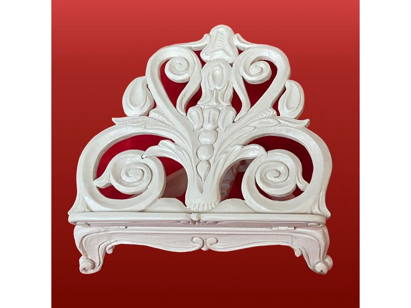 Lectern in solid linden wood, hand-carved, white lacquered