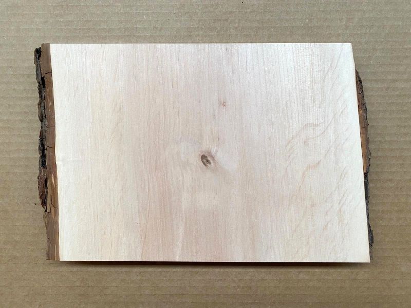 Various piece in solid ALDER wood 28 cm wide, 20 cm high, WITH KNOT
