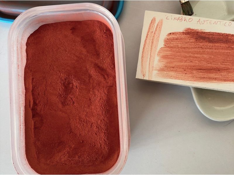 Cinabrio mineral de Monte Amiata, tono rojo rosado, pigmento italiano