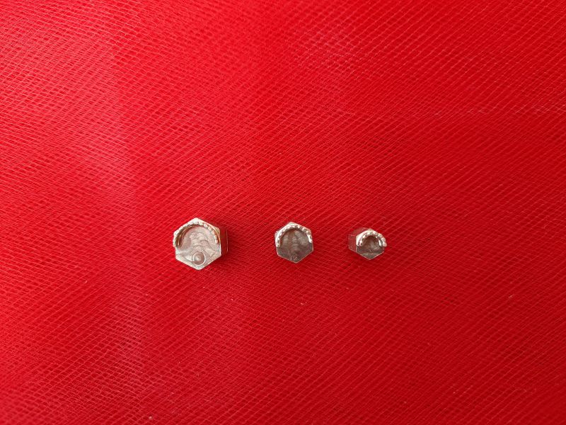 Set 3 punzoni diam. 9-8-6 mm semicerchio con puntini, con manico, Valchekan (7)