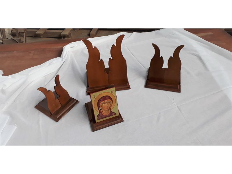 Soporte de tabla para iconos, con alas de ngel en madera de tilo