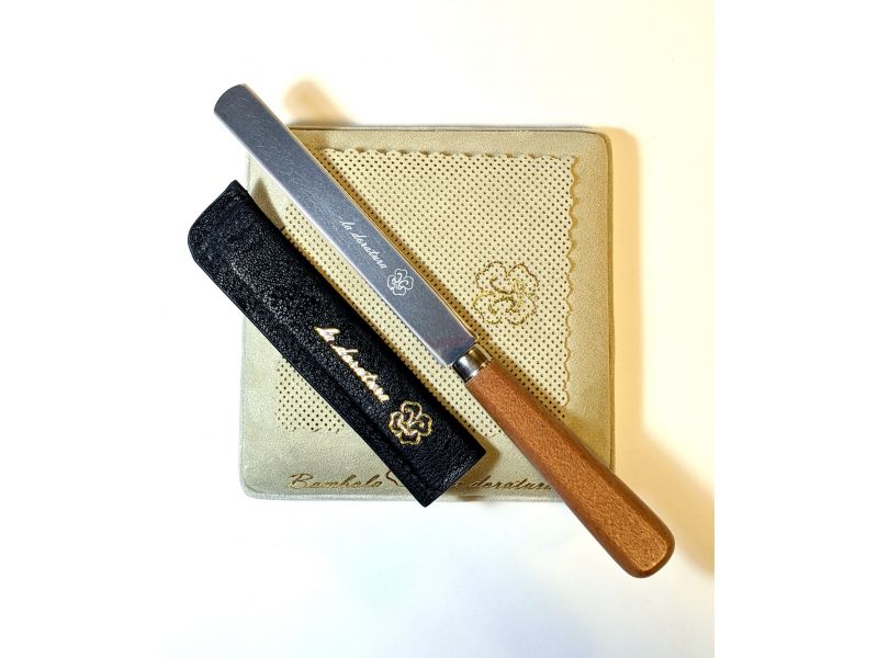 Small gilding knife with leather case, high quality PG