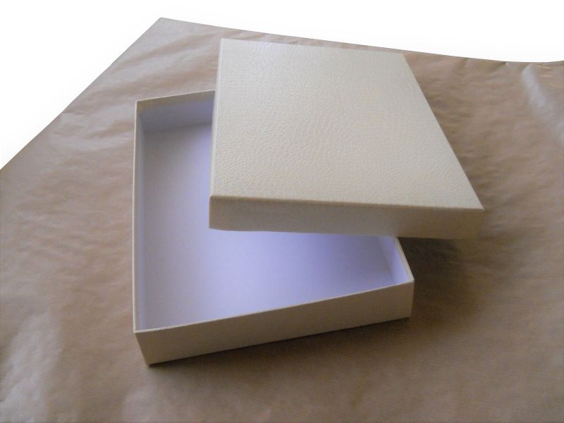 Elegant coated boxes color ivory