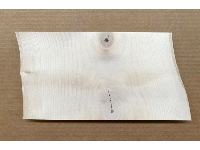 Pezzo unico in legno massiccio di ACERO, larghezza 27 cm, altezza 15 cm, CON NODI