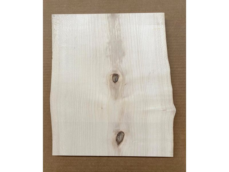 One of a kind piece in solid MAPLE wood, width 30 cm, height 37 cm, WITH KNOTS