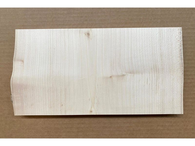 Unique piece in solid MAPLE wood, width 32 cm, height 16 cm