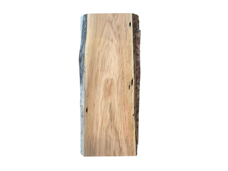 Pezzo unico in legno massiccio di CILIEGIO, larghezza 15 cm, altezza 43 cm, CON FORI TARLO