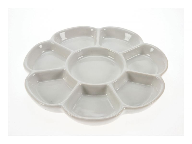 Porcelain palette diameter 17 cm. 8 compartments, flower-shaped