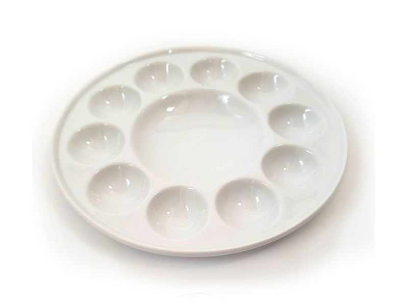 Porcelain palette, diameter 18,5 cm, 11 compartments round