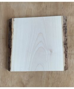 Unique piece in solid MAPLE wood, width 23,5 cm, height 23 cm