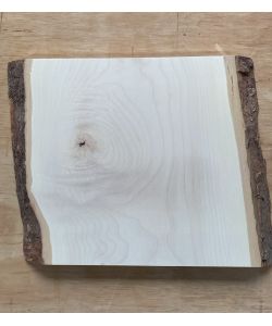 One of a kind piece in solid MAPLE wood, width 29 cm, height 27 cm, WITH KNOTS