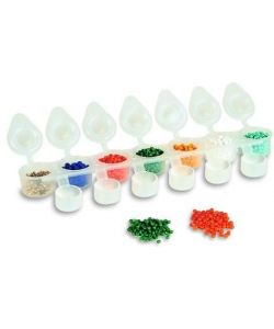 Plastic containers to 7 tubs of 6 ml.