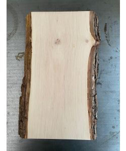 Pezzo unico in legno massiccio di ONTANO, larghezza 14 cm, altezza 30 cm