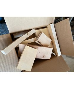 Caja de piezas mezcladas en tilo y haya 15 kg
