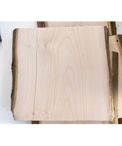 Verschiedenes Stück, aus massivem Ahornholz mit Fasen, Breite 15-20 cm, Höhe 20 cm