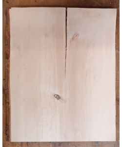 Pezzo unico in legno massiccio di ONTANO, larghezza 31 cm, altezza 39 cm, con crepa