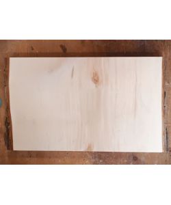 Varias piezas de madera maciza de ALISO, ancho 32 cm, alto 20 cm